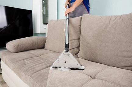 Imagem Higienização de bancos e sofá